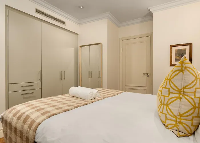 Cape Royale Apartments